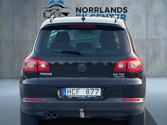 Volkswagen Tiguan 12 of 13