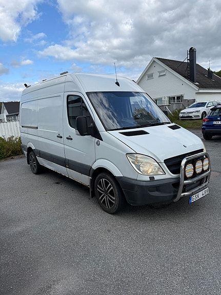 Mercedes-Benz Sprinter 318 2 of 10