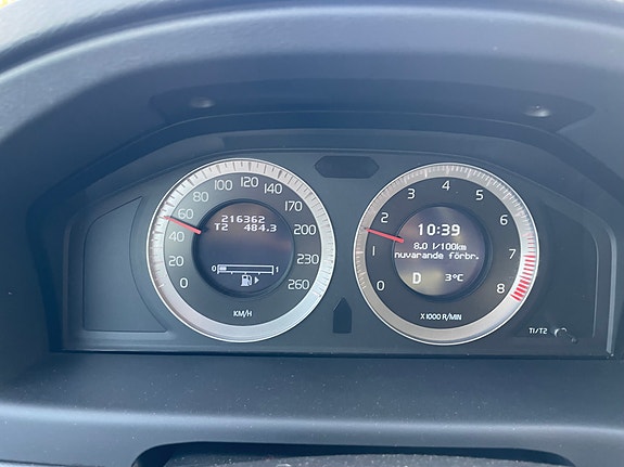 Volvo V70 6 of 10