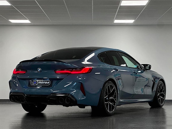 BMW M8 4 of 26