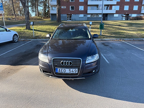 Audi A6 allroad 2 of 7