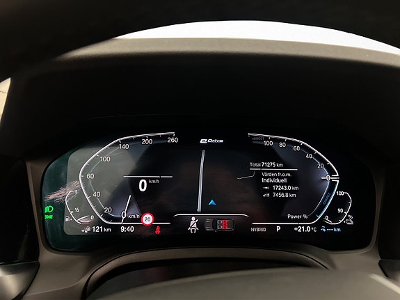 BMW 330e 17 of 30