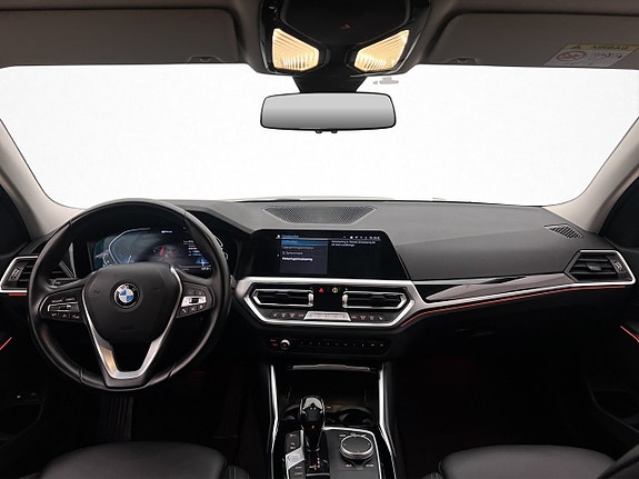 BMW 330e 15 of 30