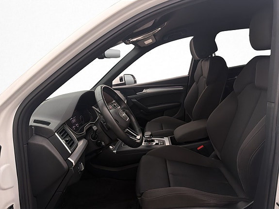 Audi Q5 12 of 30