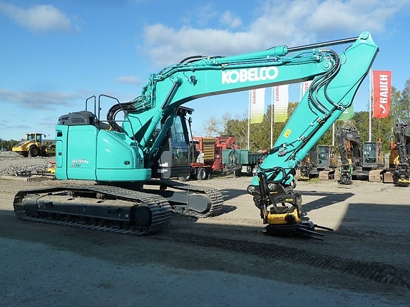 Kobelco SK270SRLC-7 4 of 11