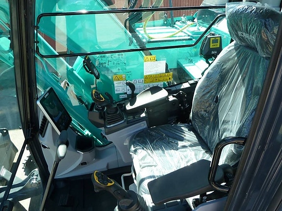 Kobelco SK140SRLC-7 6 of 12