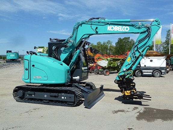 Kobelco SK75SR-7 11 of 13