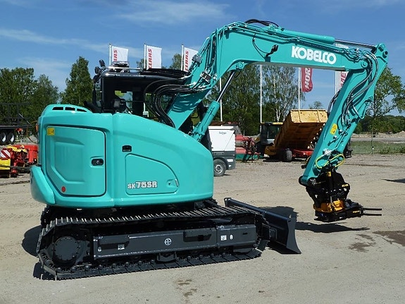 Kobelco SK75SR-7 10 of 13