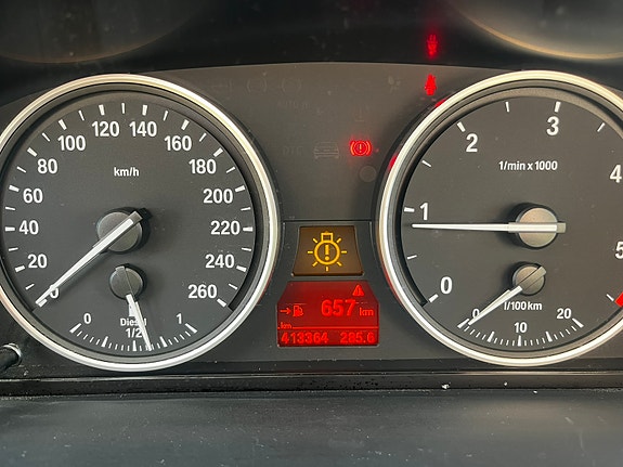 BMW 520d 3 of 9