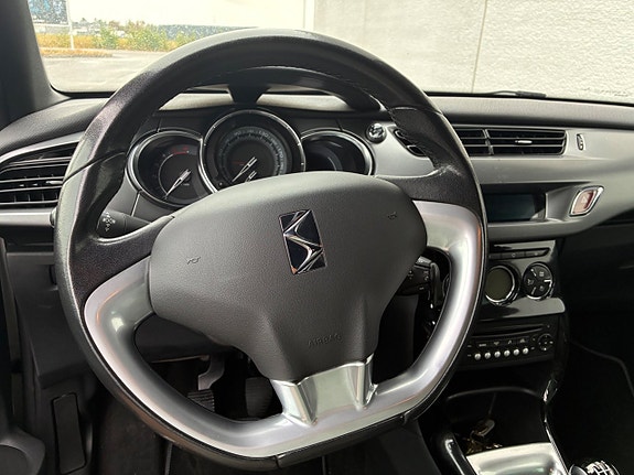 Citroen DS3 13 of 17