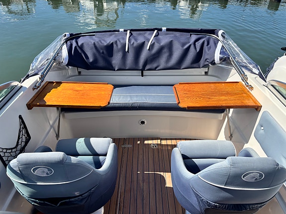 Uttern D55 Exclusive, Mercruiser 3,0 6 of 8