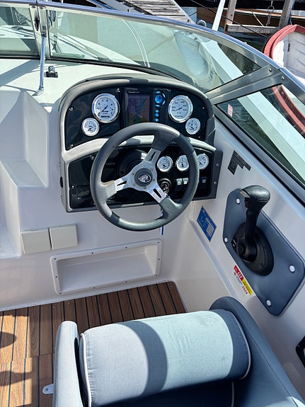 Uttern D55 Exclusive, Mercruiser 3,0 5 of 8