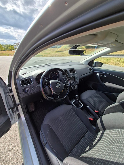 Volkswagen Polo 6 of 8