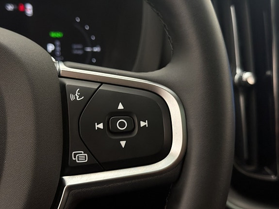 Volvo XC60 22 of 30