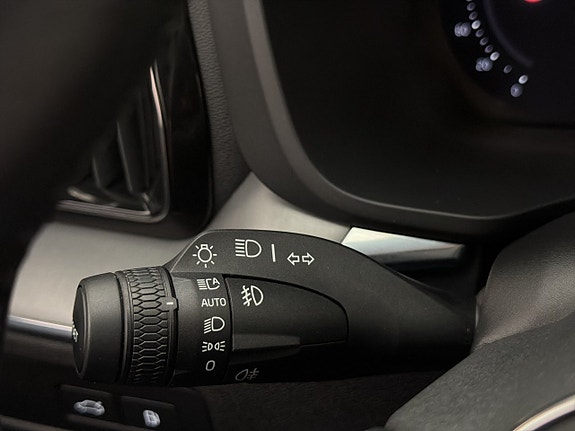 Volvo XC60 29 of 30