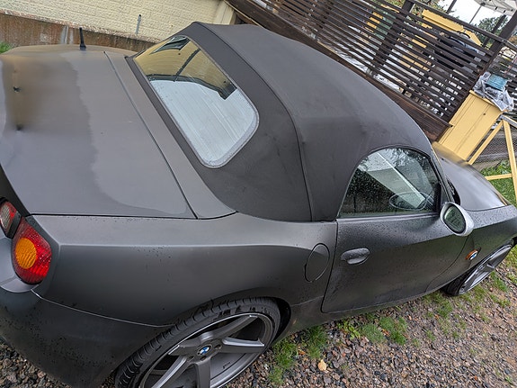 BMW Z4 3 of 12