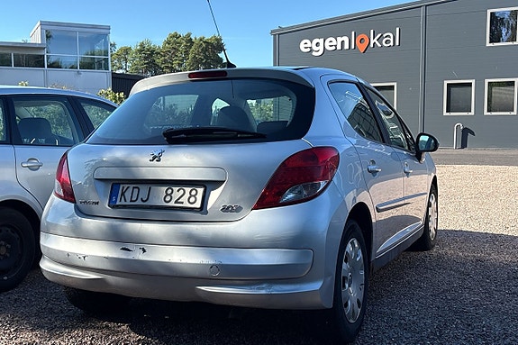 Peugeot 207 5 of 15