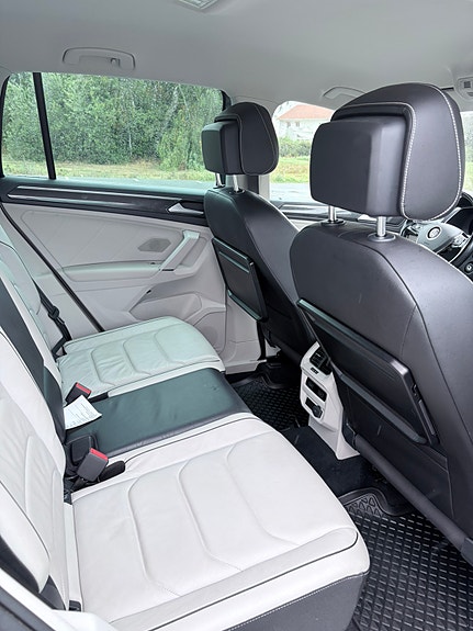 Volkswagen Tiguan 11 of 12