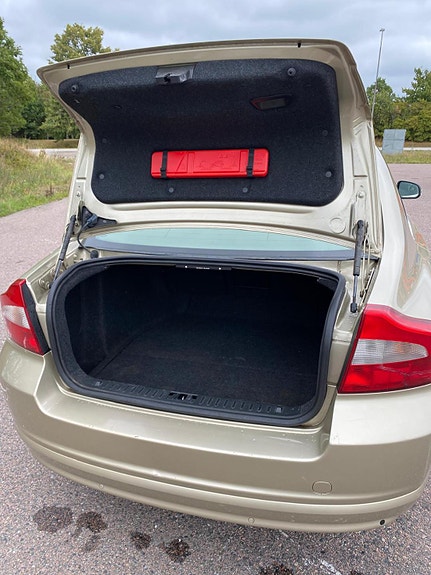Volvo S80 8 of 14
