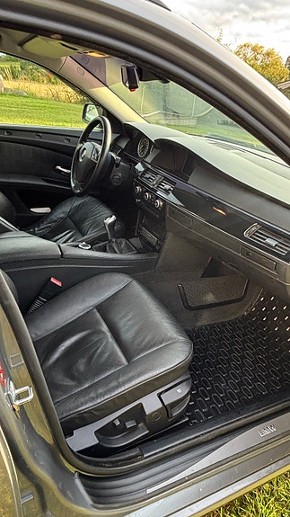 BMW 525d 8 of 18