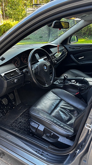BMW 525d 11 of 18