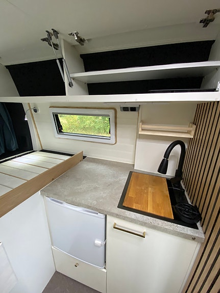 Nissan NV400 5 of 18