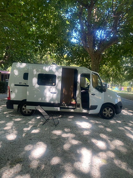 Nissan NV400 18 of 18
