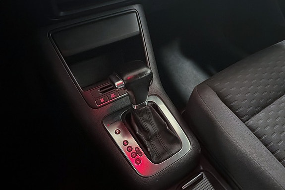 Volkswagen Tiguan 10 of 18
