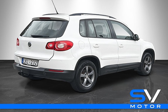 Volkswagen Tiguan 5 of 18
