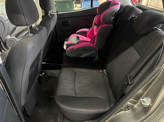 Kia Picanto 8 of 8