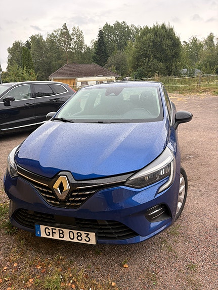 Renault Clio 2 of 6