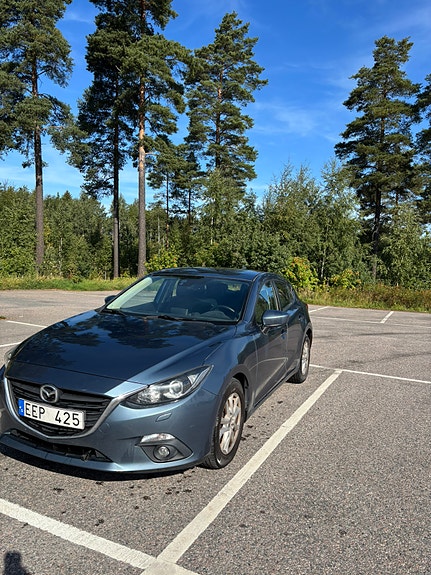 Mazda 3 2 of 4