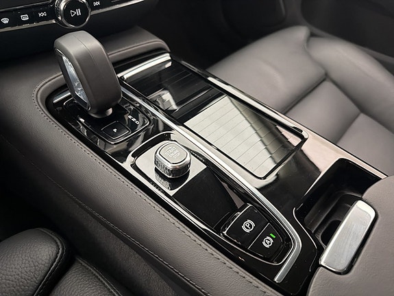 Volvo V60 26 of 30