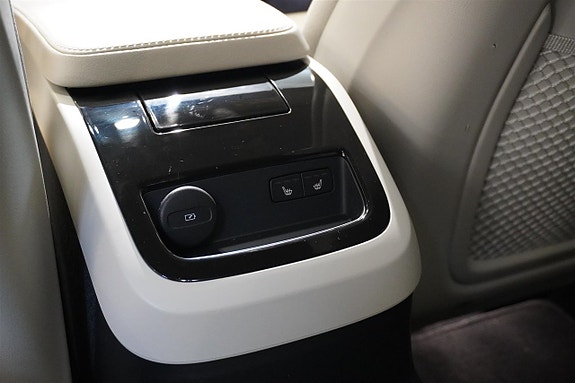 Volvo V60 17 of 28