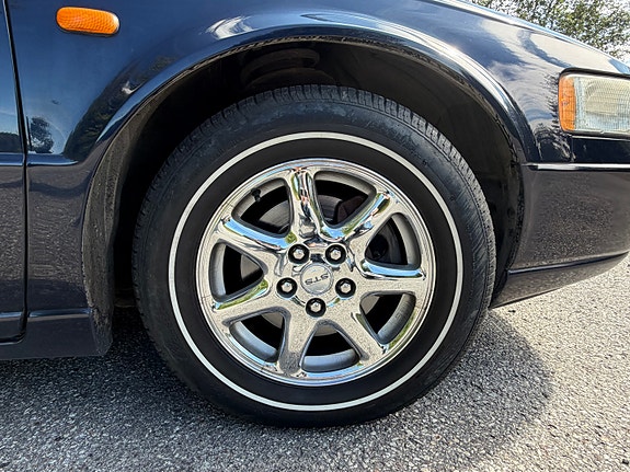 Cadillac Seville STS 6 of 6