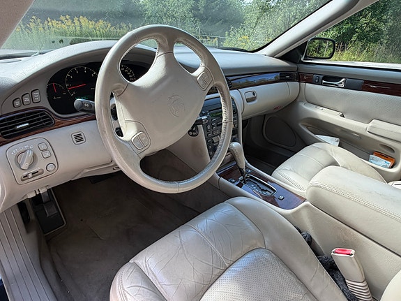 Cadillac Seville STS 3 of 6