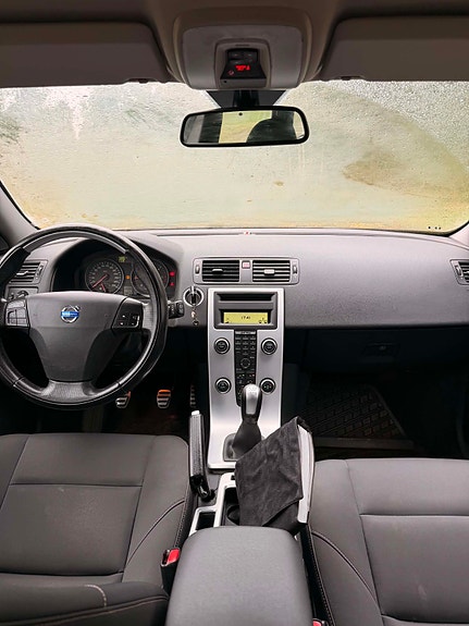 Volvo V50 7 of 8