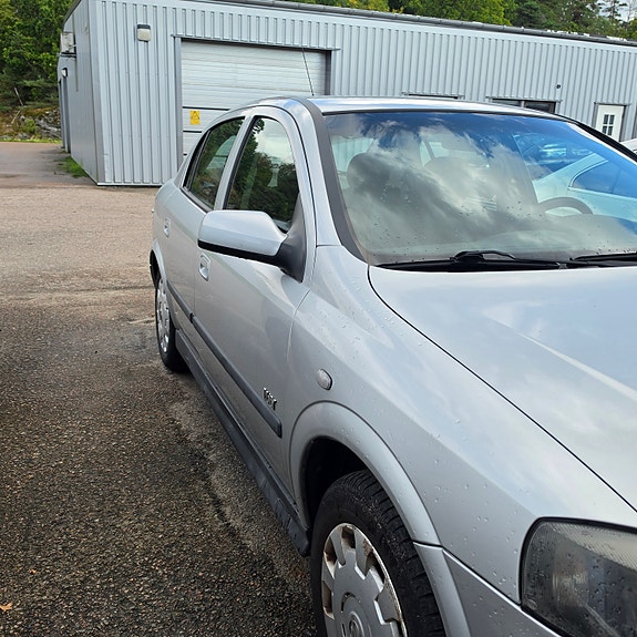 Opel Astra 9 of 9