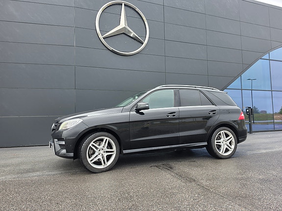 Mercedes-Benz ML350 6 of 19