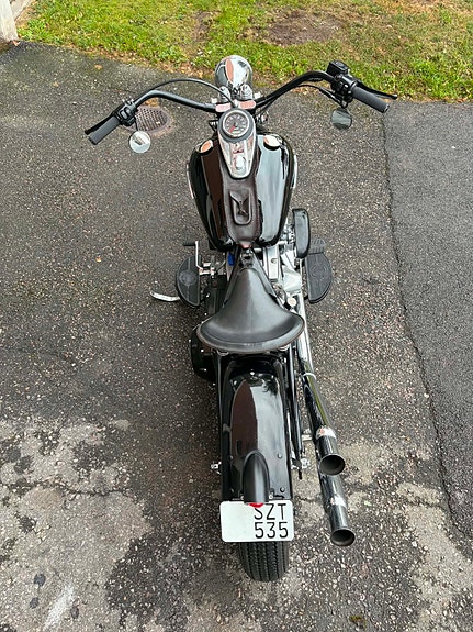 Harley-Davidson Bobber Springer 7 of 9