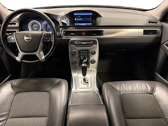 Volvo V70 9 of 29