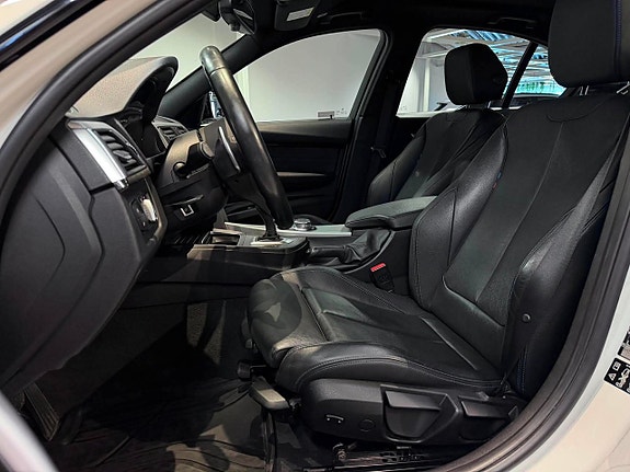BMW 320d 16 of 21