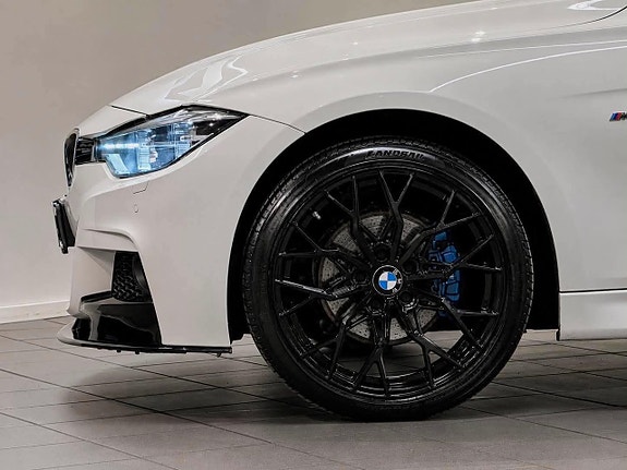 BMW 320d 11 of 21
