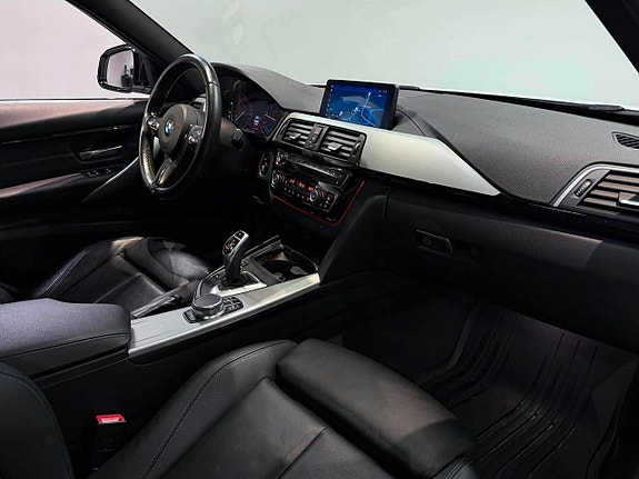 BMW 320d 18 of 21