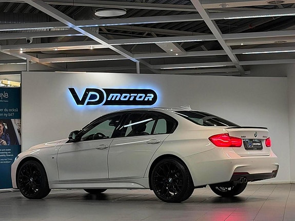 BMW 320d 4 of 21