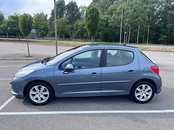 Peugeot 207 2 of 21