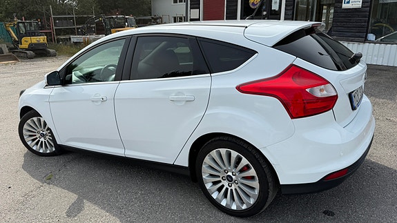 Ford Focus 4 of 6
