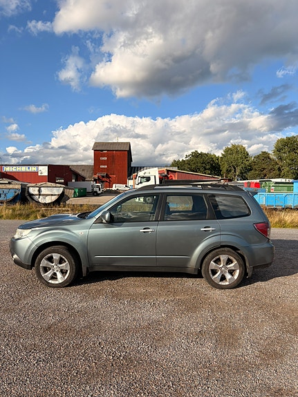Subaru Forester 7 of 14