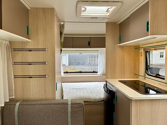 Adria Aviva 400ps 4 of 8