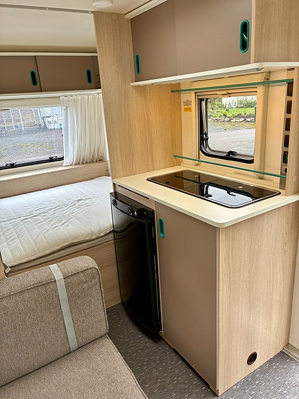 Adria Aviva 400ps 7 of 8